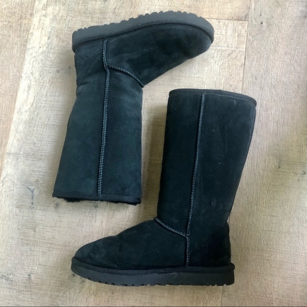 UGG Classic Tall II Suede Boots size 6 - Picture 5 of 8